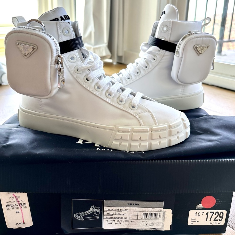 Authentic Brand new Re-nylon Prada boots blanco gabardine Calzature Donna $1,370